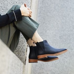 Nisolo - black Chelsea boots